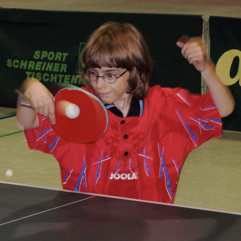 Chantal spielt Tichtennis