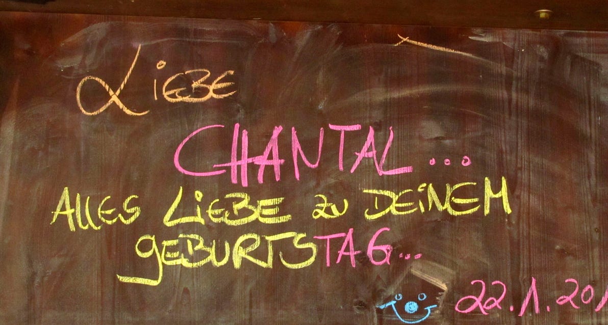 Tafel mit Geburtstagsgrüßen